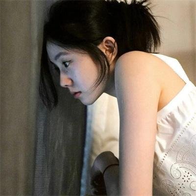 偷情谎言封面